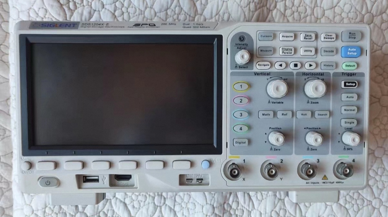 SIGLENT SDS1204X-E 200MHz 4 Ka - Digital Storage Oscilloscope 4 Channel 100Mhz incelemesi ve fiyatı