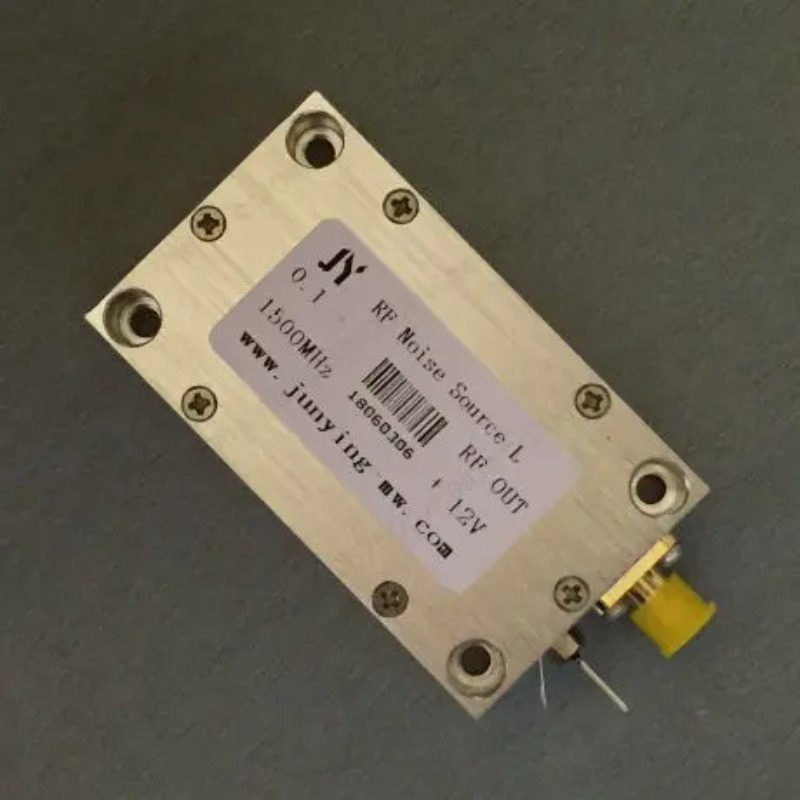Mühendislik Sınıfı RF Gürültü  - Spectrum Analyzer Tracking Generator 1.5Ghz incelemesi ve fiyatı